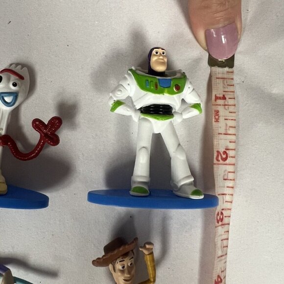 Toy Story Mini Figurines Disney Pixar Buzz Lightyear, Woody, Bo Peep, forky - Picture 6 of 9